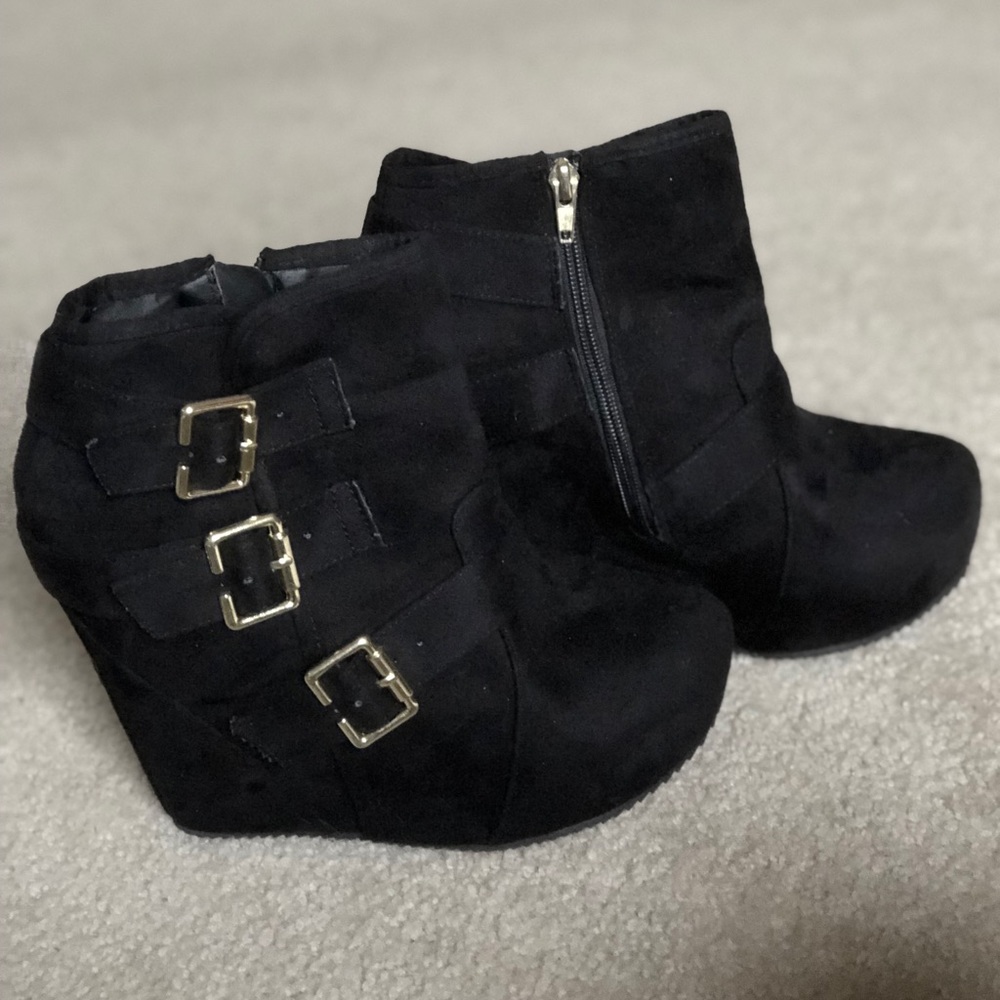 Black Booties